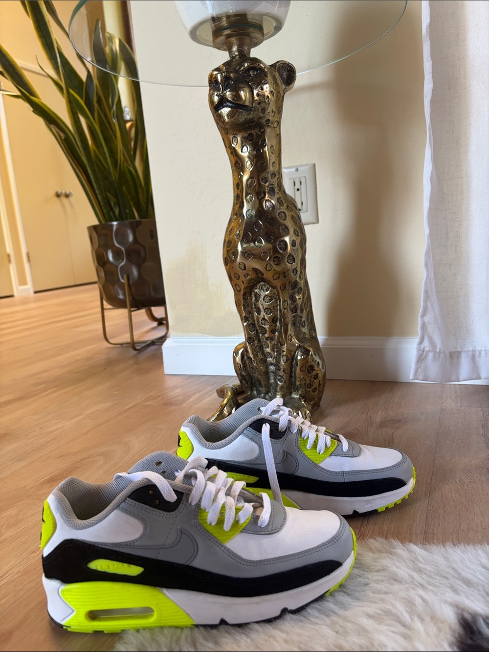Nike Air Max 90 Gray & Neon Yellow Sneakers